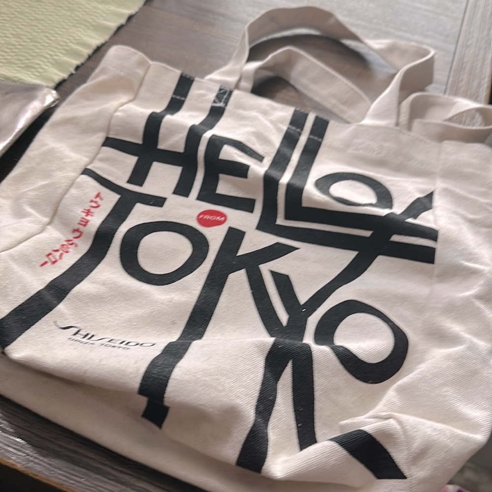 Shiseido bag